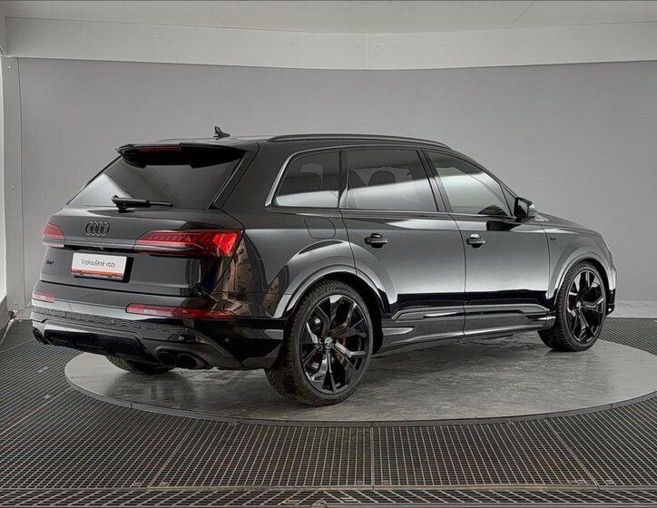 Audi SQ7 Kombi 4,0 l 320 kw