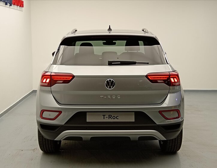 Volkswagen T-Roc SUV / Terénní 1,5 l 110 kw