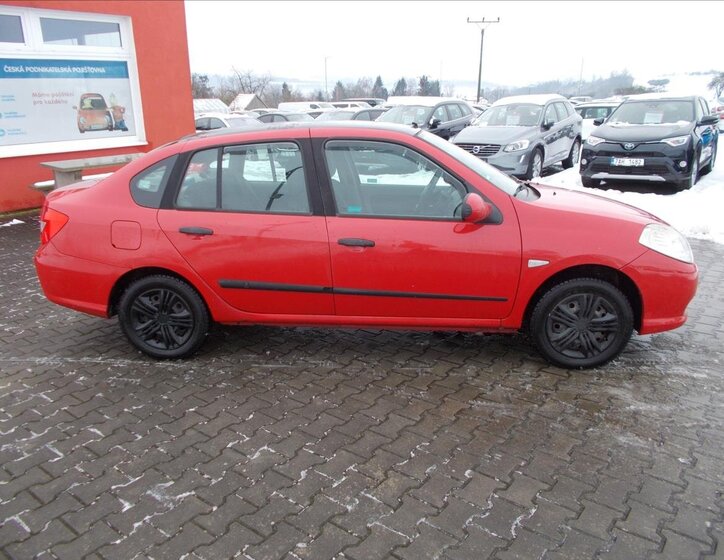 Renault Thalia Sedan / Limuzína 1,1 l 55 kw