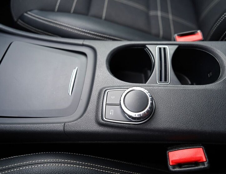 Mercedes-Benz GLA 36