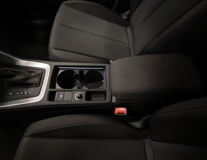 Audi Q3 SUV / Terénní 1,5 l 110 kw