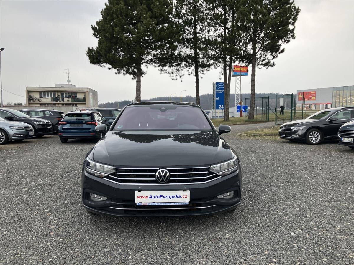 Volkswagen Passat Kombi 2,0 l 110 kw