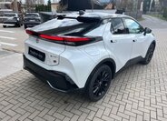 Toyota C-HR SUV / Terénní 2,0 l 145 kw