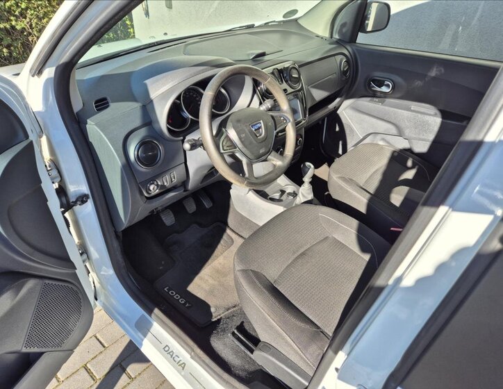 Dacia Lodgy 11