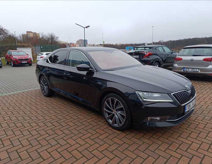 Škoda Superb Liftback 2,0 l 140 kw
