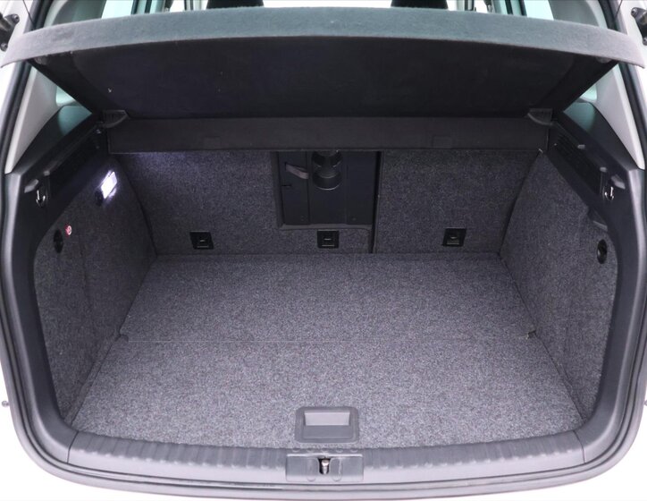 Volkswagen Tiguan SUV / Terénní 2,0 l 132 kw