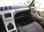 Ford S-MAX MPV 2,0 l 107 kw