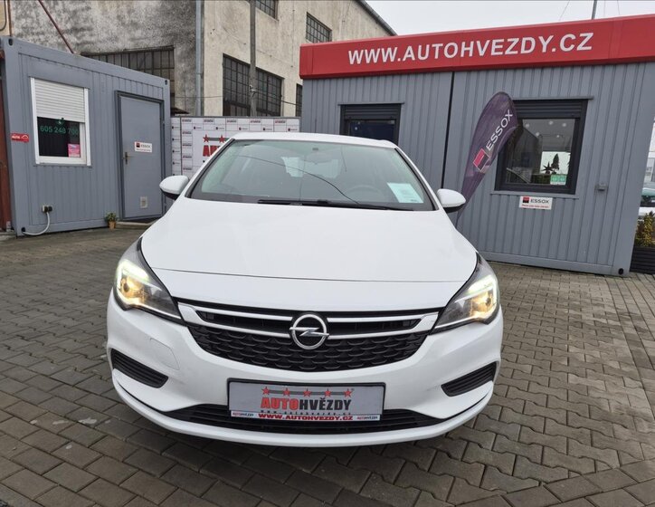 Opel Astra Hatchback 999,0 77 kw