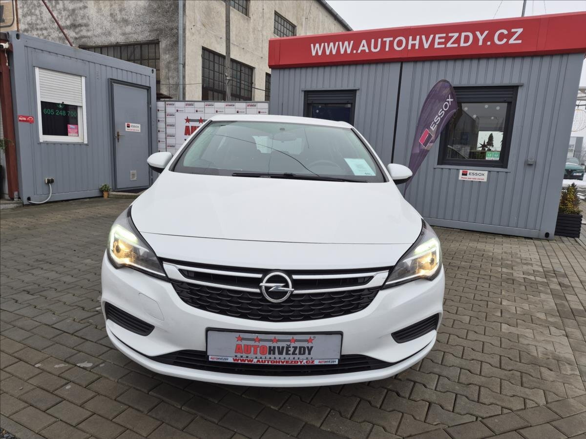 Opel Astra Hatchback 999,0 77 kw