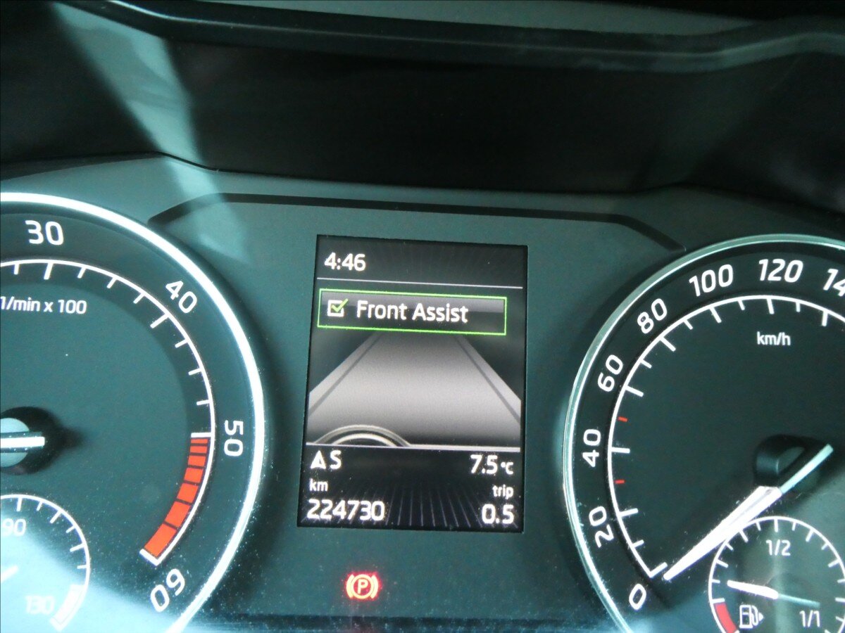 Škoda Superb Kombi 2,0 l 110 kw