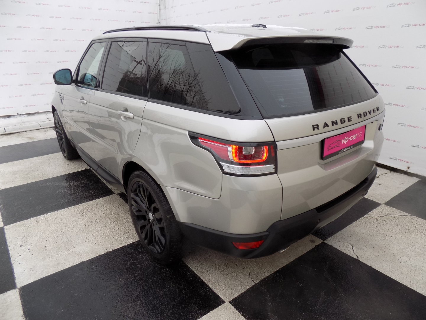 Land Rover Range Rover Sport SUV / Terénní 3,0 l 190 kw