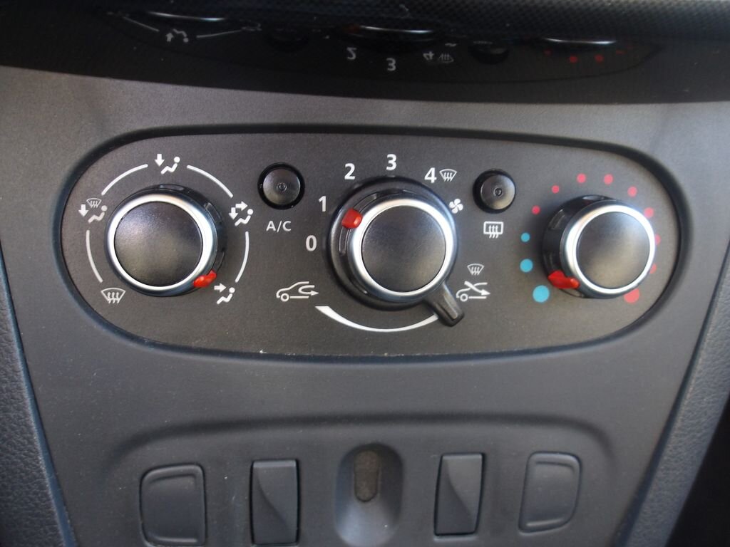 Dacia Logan Kombi 999,0 54 kw