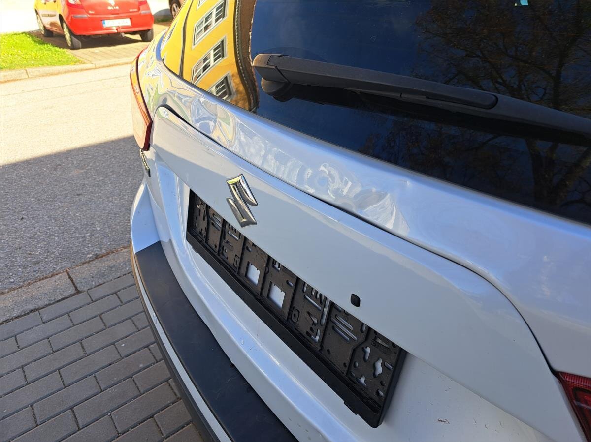 Suzuki SX4 S-Cross Hatchback 1,6 l 88 kw