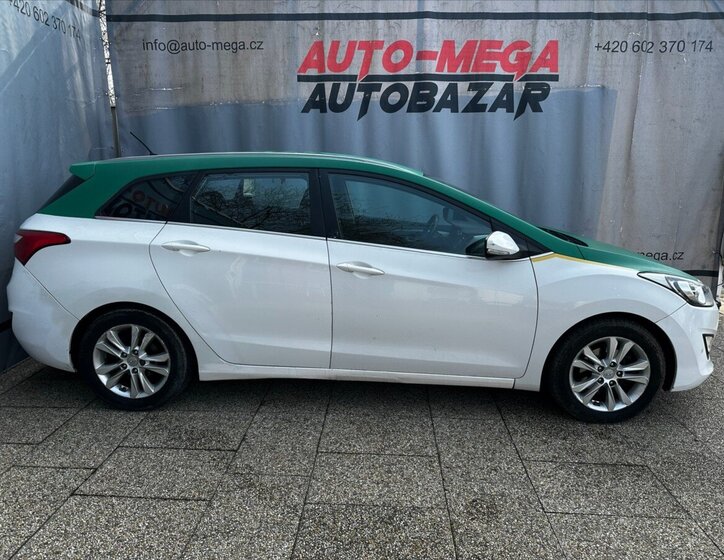 Hyundai i30 Kombi 1,6 l 81 kw