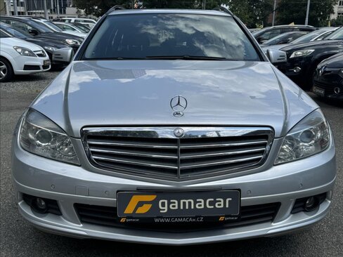 Mercedes-Benz Třídy C Kombi 2,1 l 100 kw