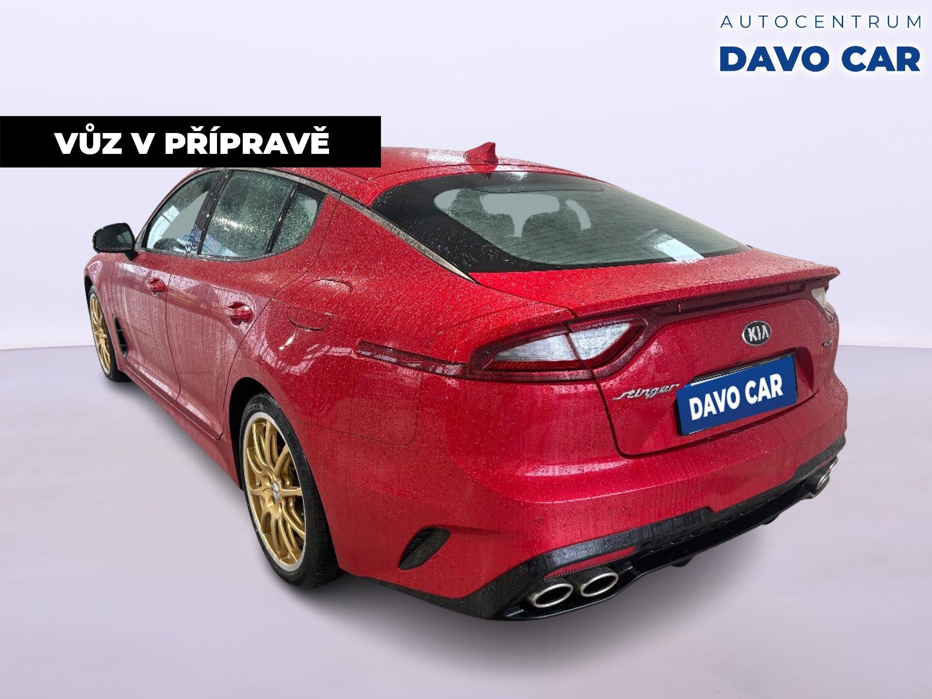 KIA Stinger Hatchback 3,3 l 269 kw