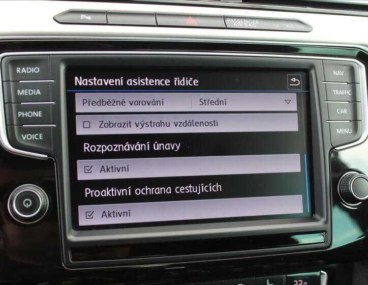 Volkswagen Passat 17