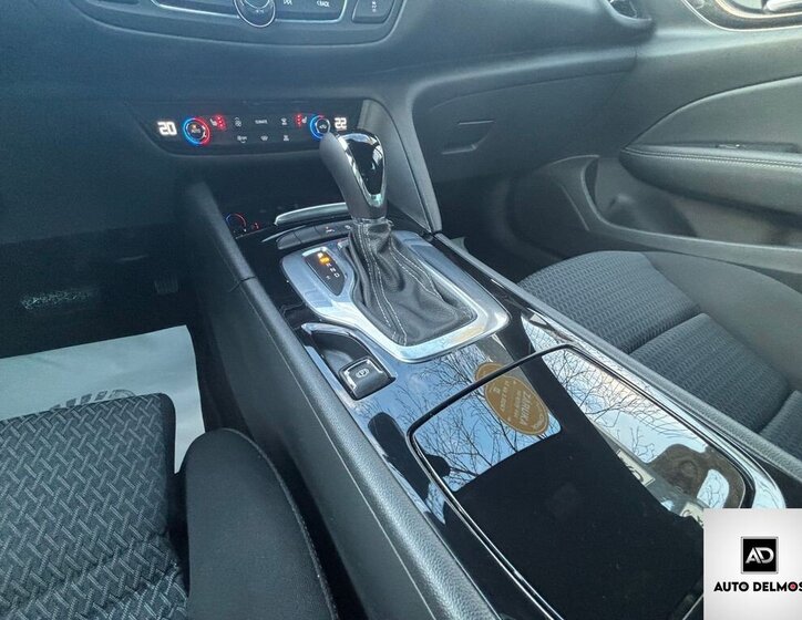 Opel Insignia Kombi 2,0 l 128 kw