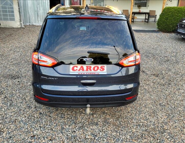 Ford Galaxy 41