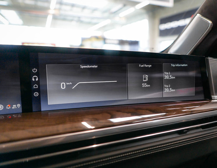 Cadillac Escalade 36