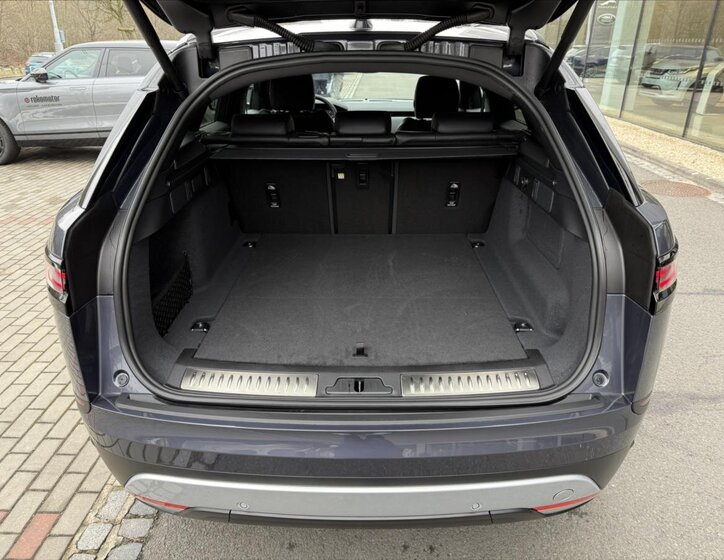 Land Rover Range Rover Velar SUV / Terénní 2,0 l 150 kw