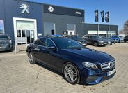 Mercedes-Benz Třídy E Sedan / Limuzína 2,0 l 143 kw