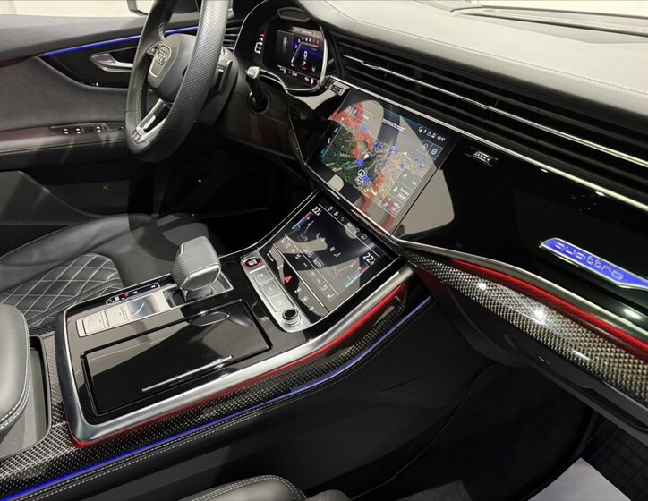 Audi SQ7 SUV / Terénní 4,0 l 373 kw