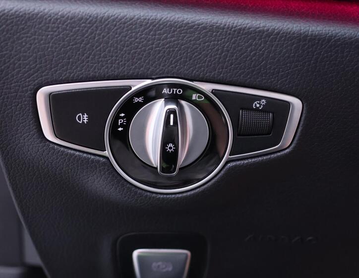 Mercedes-Benz Třídy E 21