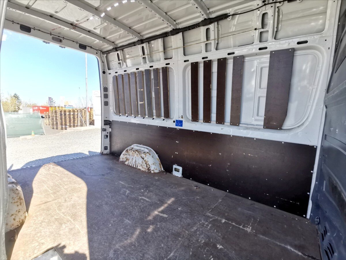 Volkswagen Crafter Ostatní 2,0 l 100 kw