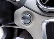 Mercedes-Benz GLA 28