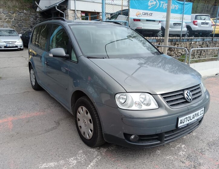 Volkswagen Touran MPV 1,9 l 66 kw