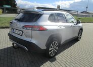 Toyota Corolla Cross 4