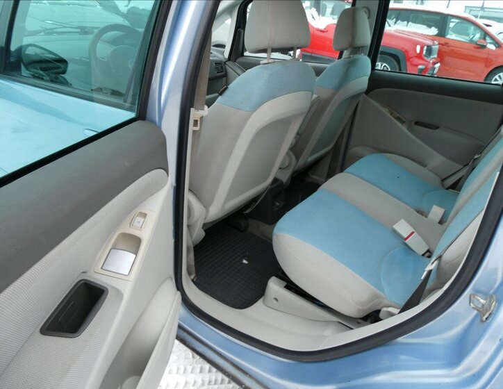 Fiat Idea Hatchback 1,4 l 70 kw