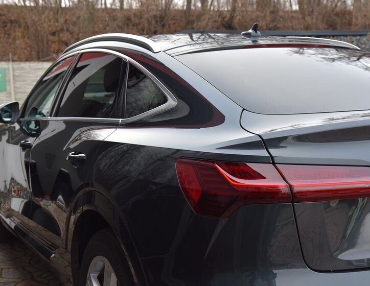 Audi e-tron SUV 0,0 300 kw