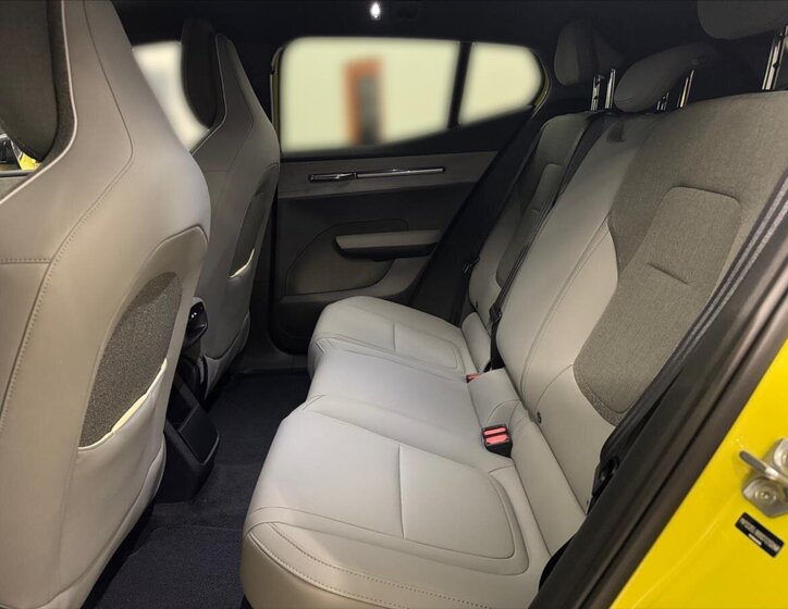 Volvo EX30 SUV 0,0 200 kw