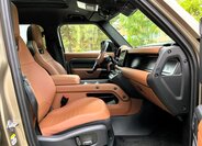 Land Rover Defender SUV 4,4 l 467 kw