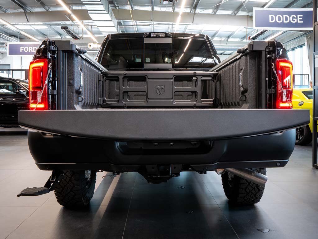 Dodge RAM Pick-up 6,4 l 306 kw