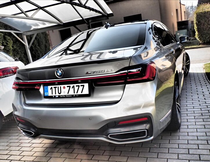 BMW Řada 7 Sedan / Limuzína 3,0 l 294 kw