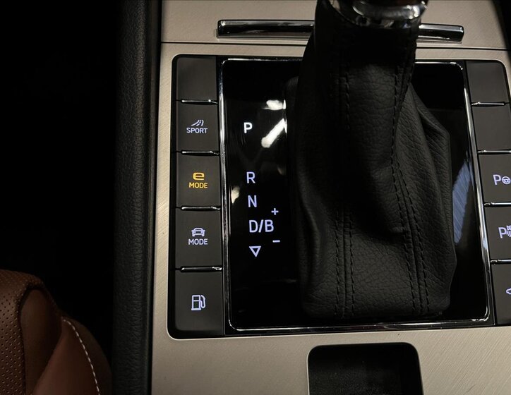 Škoda Superb Liftback 1,4 l 160 kw