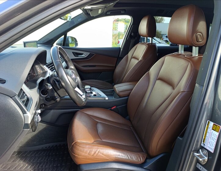 Audi Q7 SUV / Terénní 3,0 l 245 kw