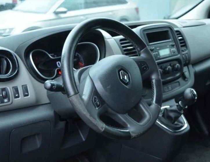 Renault Trafic 24