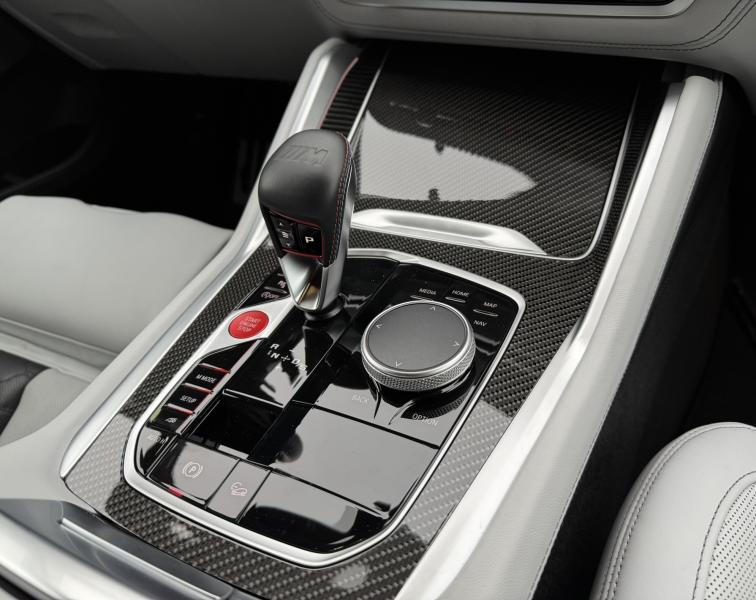 BMW X5 SUV 4,4 l 460 kw