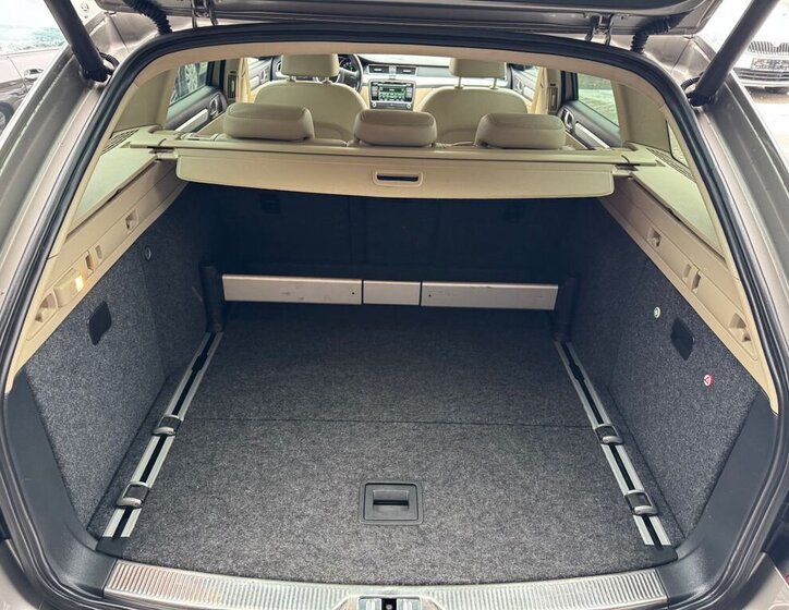 Škoda Superb Kombi 3,6 l 191 kw