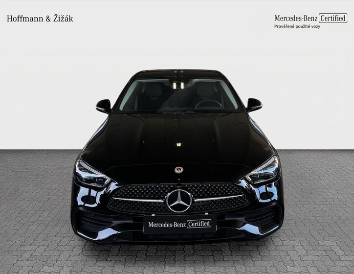 Mercedes-Benz Třídy C Sedan 2,0 l 147 kw
