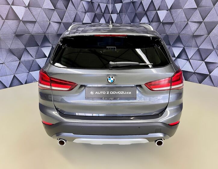 BMW X1 6