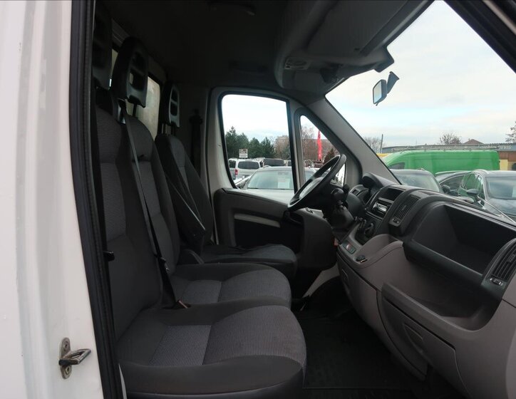 Peugeot Boxer Ostatní 2,2 l 88 kw