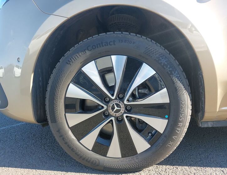 Mercedes-Benz Vito 26