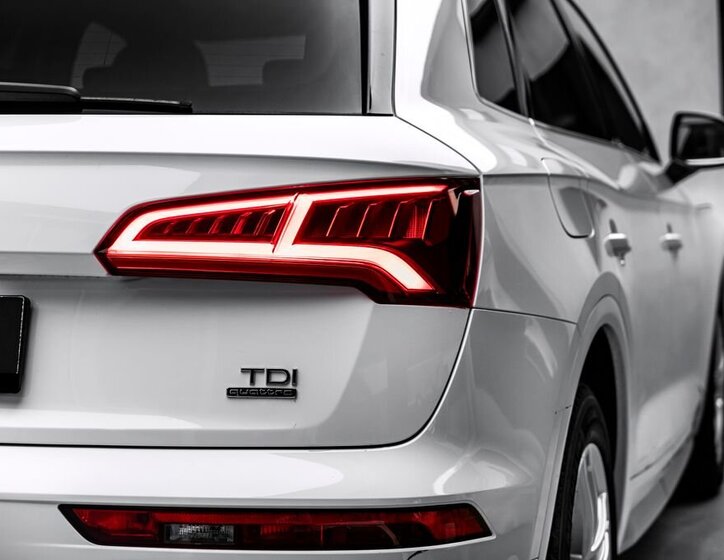 Audi Q5 SUV 2,0 l 140 kw