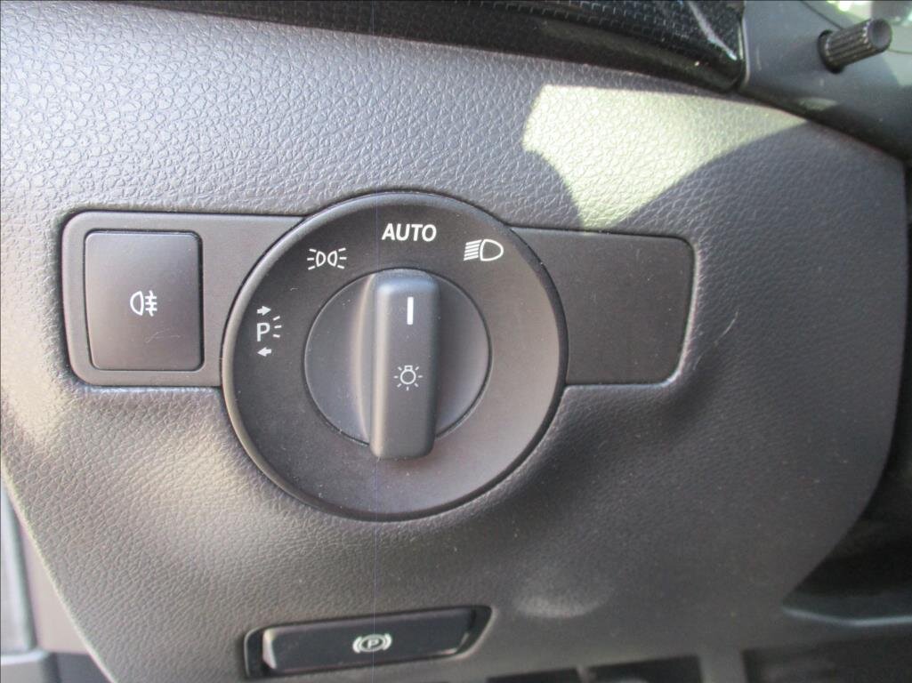 Mercedes-Benz Třídy B Kombi 1,5 l 80 kw