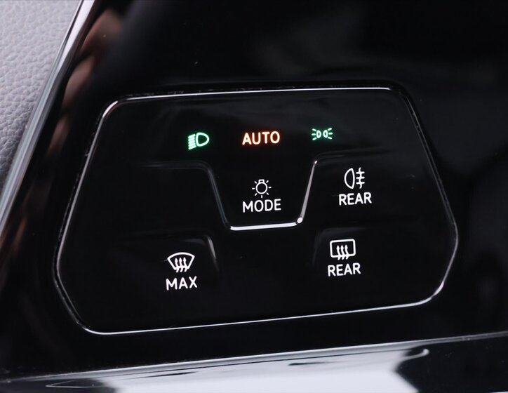 Volkswagen Golf Kombi 2,0 l 110 kw